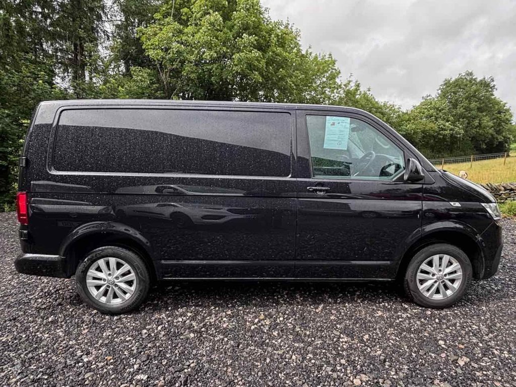 Used Volkswagen Transporter 2024 for sale - 76345147: Photo 3