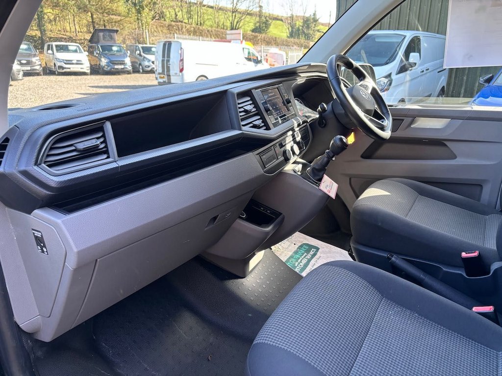 Used Volkswagen Transporter 2022 for sale - 76665706: Photo 39