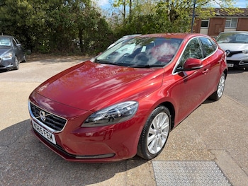 Used Volvo V40 2015 for sale - 78292502: Photo