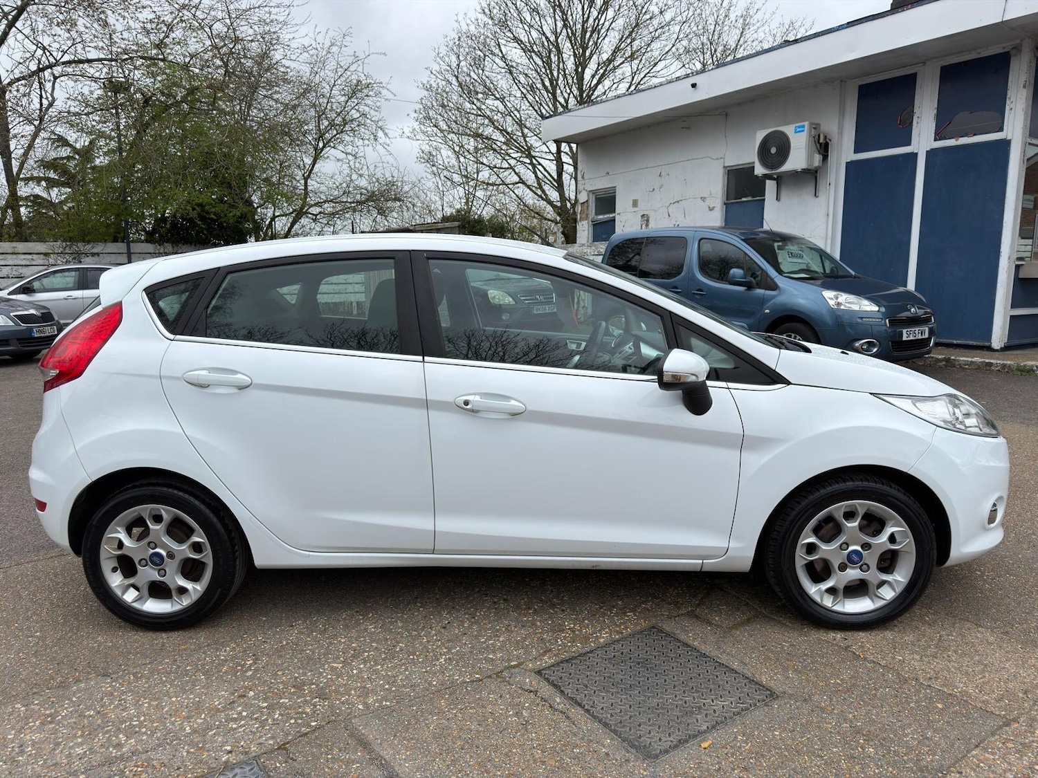 Used Ford Fiesta 2012 for sale - 78048008: Photo 4