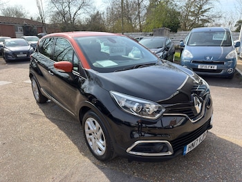 Used Renault Captur 2017 for sale - 77957016: Photo