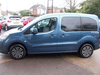 Used Peugeot Partner Tepee 2015 for sale - 77825058: Photo