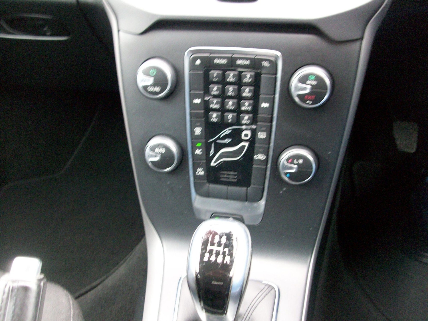 Used Volvo V40 for sale - 77853582: Photo 18