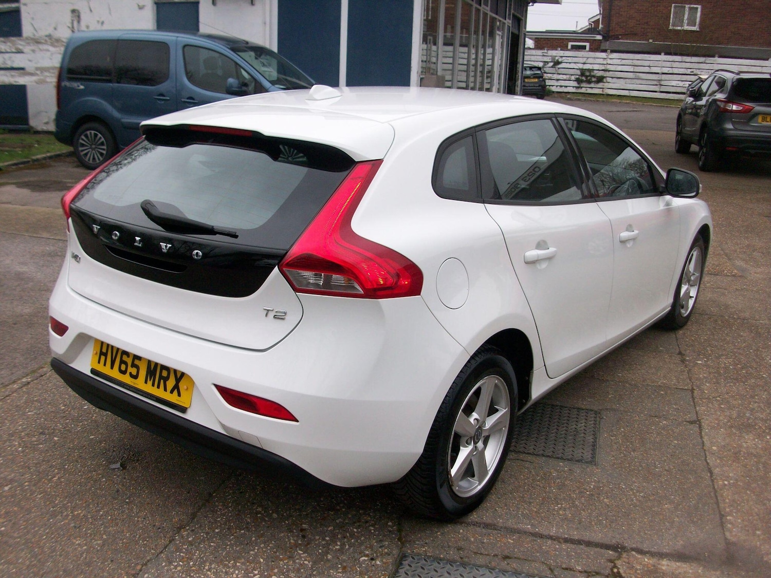Used Volvo V40 for sale - 77853582: Photo 6