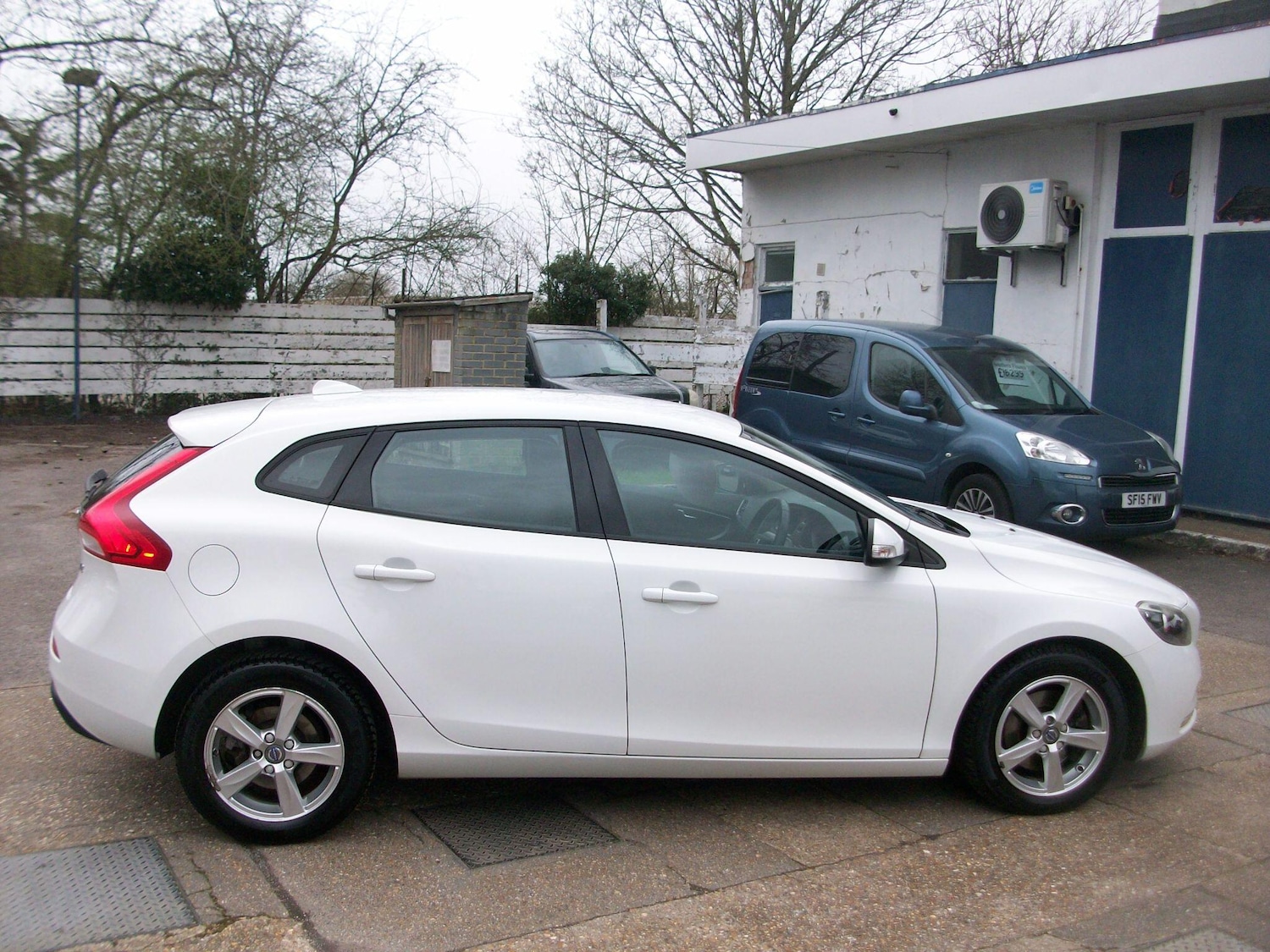 Used Volvo V40 for sale - 77853582: Photo 7