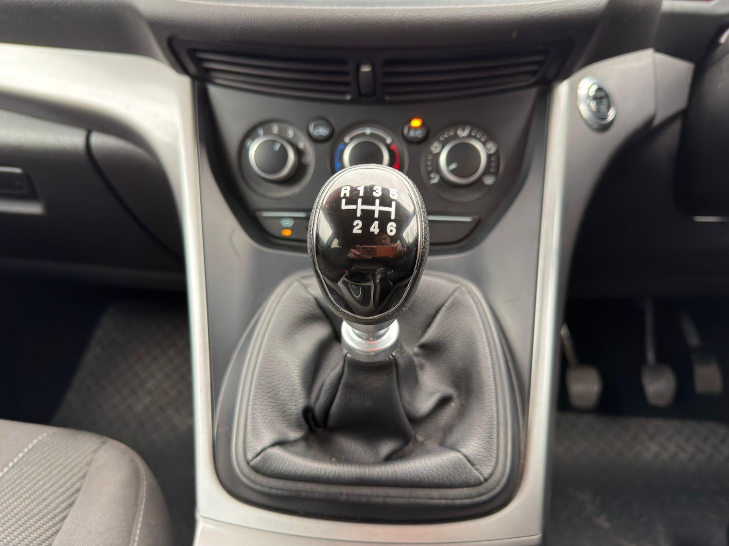 Used Ford Kuga 2015 for sale - 78007473: Photo 12