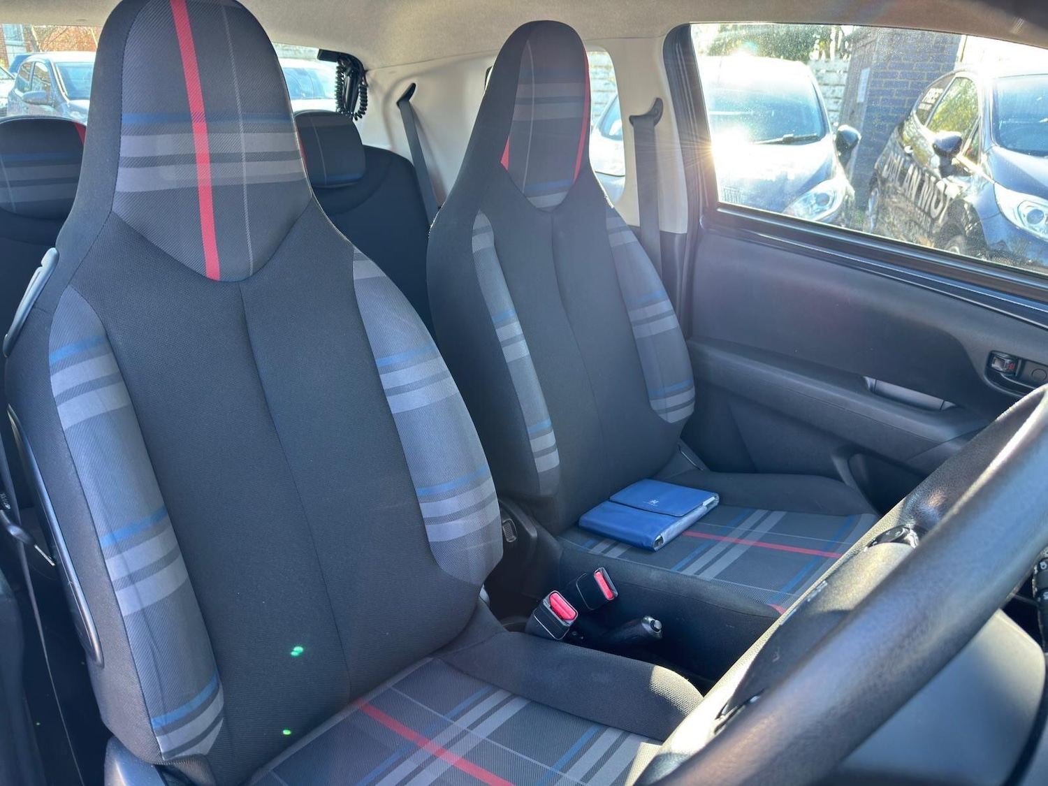 Used Peugeot 108 2015 for sale - 77939337: Photo 14