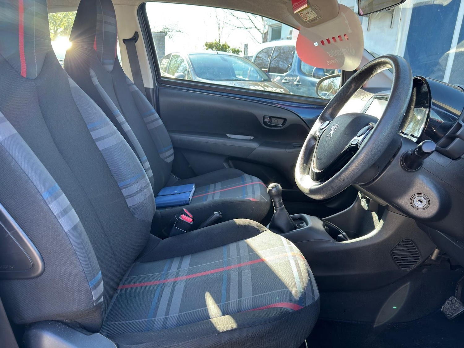 Used Peugeot 108 2015 for sale - 77939337: Photo 15