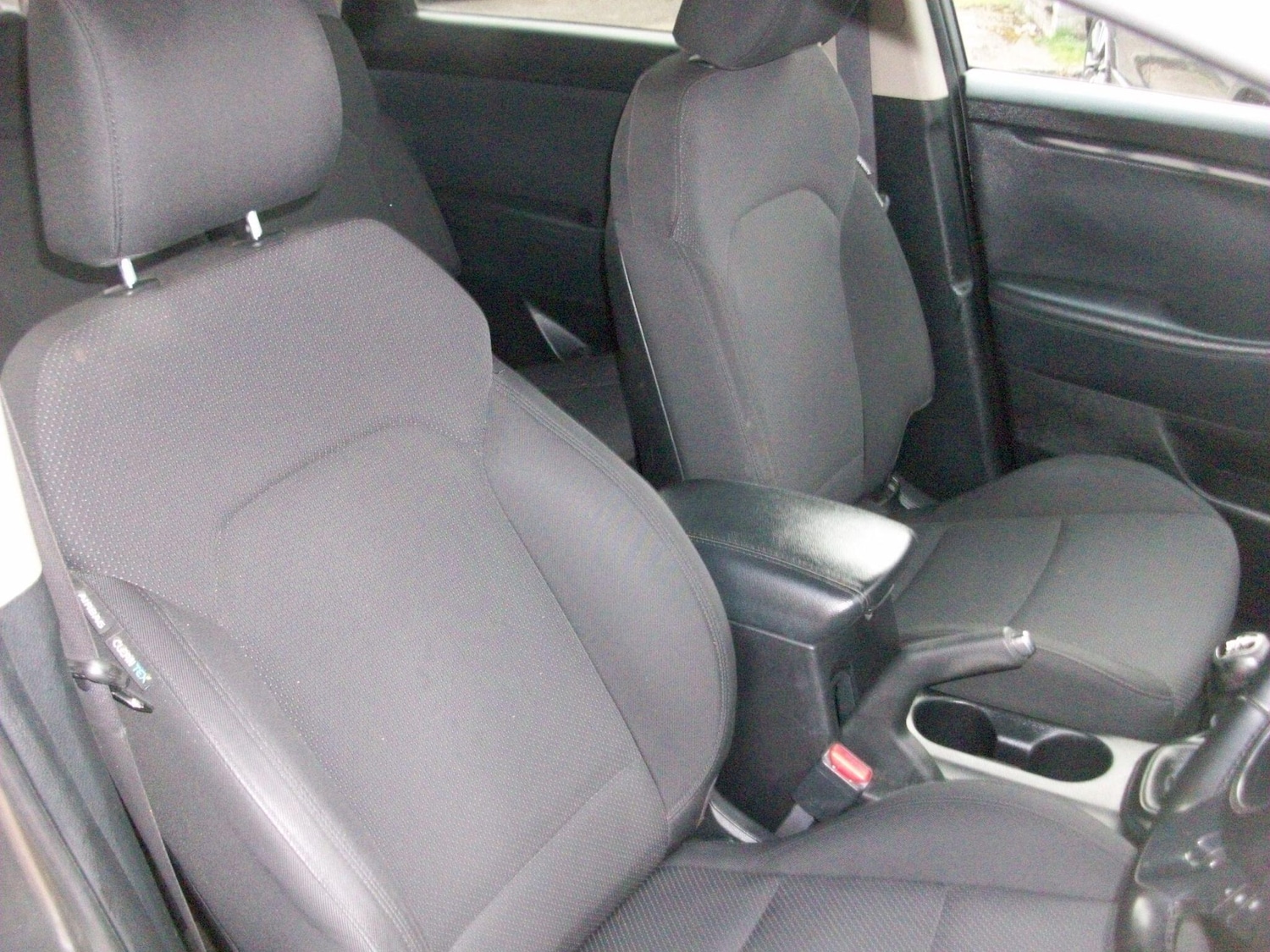 Used Kia Carens for sale - 77824767: Photo 10