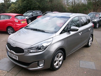 Kia Carens feature image