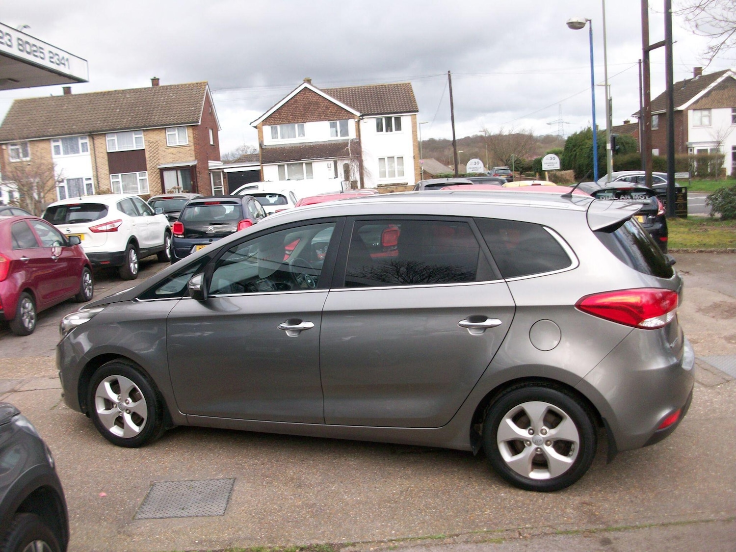 Used Kia Carens for sale - 77824767: Photo 4