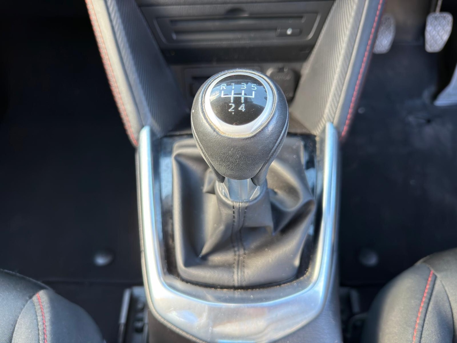 Used Mazda Mazda2 2015 for sale - 78086851: Photo 13