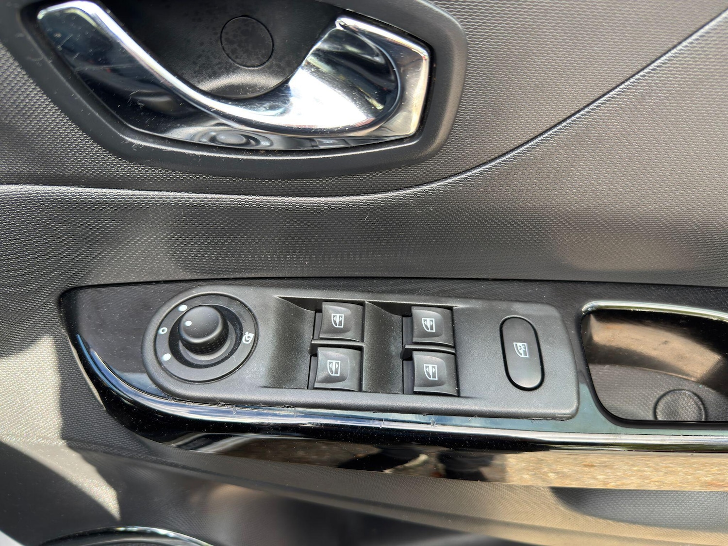 Used Renault Captur 2014 for sale - 78047457: Photo 17