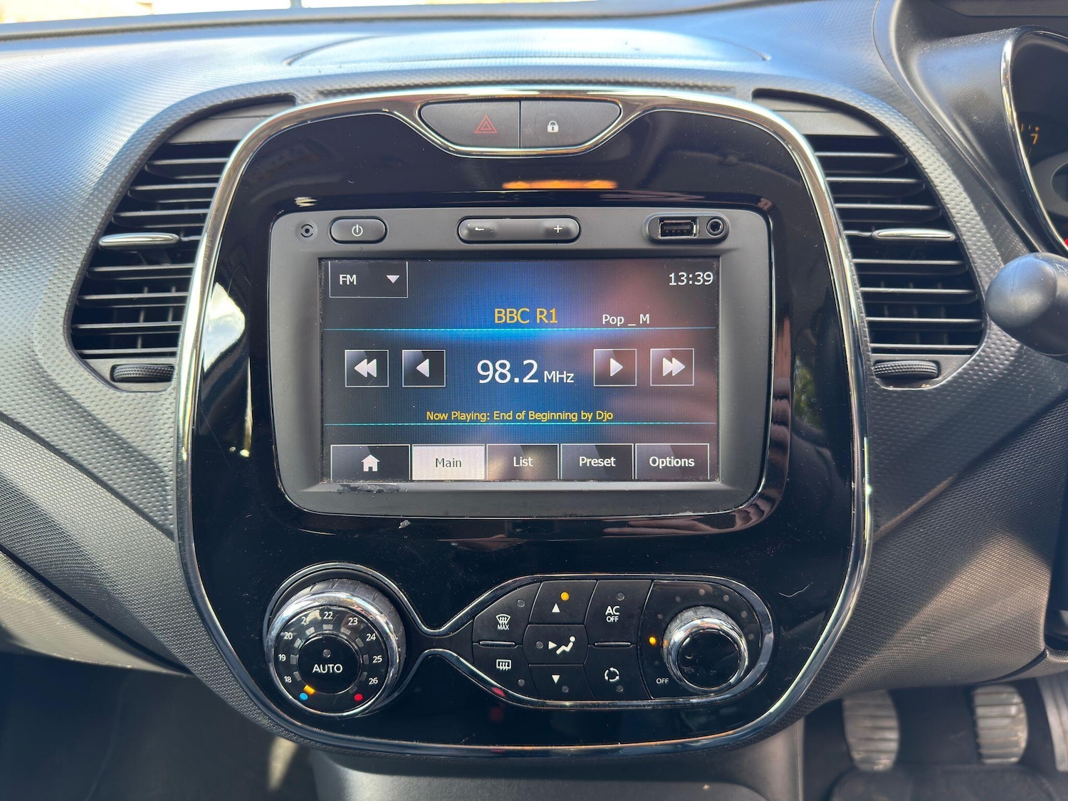 Used Renault Captur 2014 for sale - 78047457: Photo 23