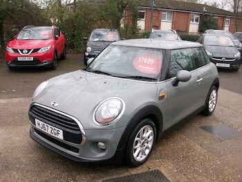 Used MINI Hatch 2017 for sale - 77823676: Photo