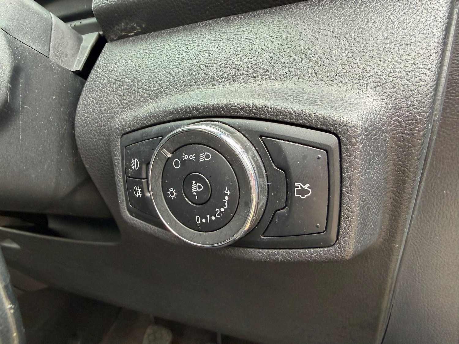 Used Ford Ka+ 2016 for sale - 78204976: Photo 27