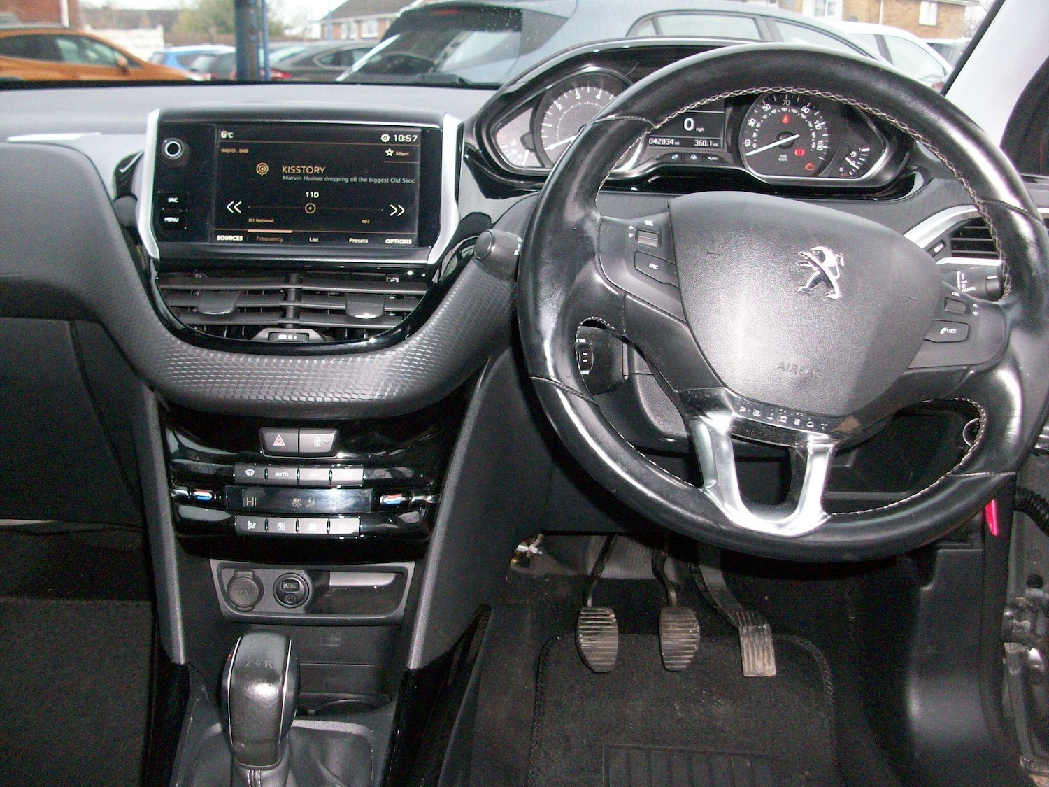 Used Peugeot 2008 for sale - 77823937: Photo 16