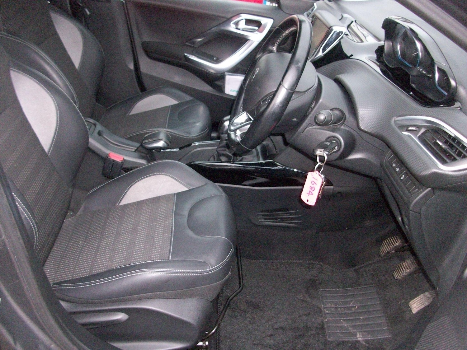 Used Peugeot 2008 for sale - 77823937: Photo 9