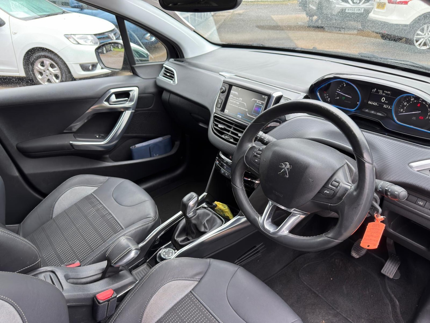 Used Peugeot 2008 2014 for sale - 78047578: Photo 12