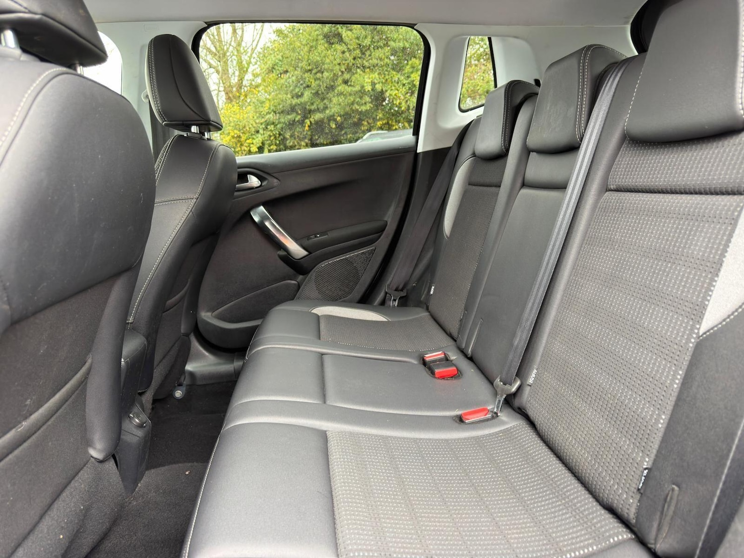 Used Peugeot 2008 2014 for sale - 78047578: Photo 18