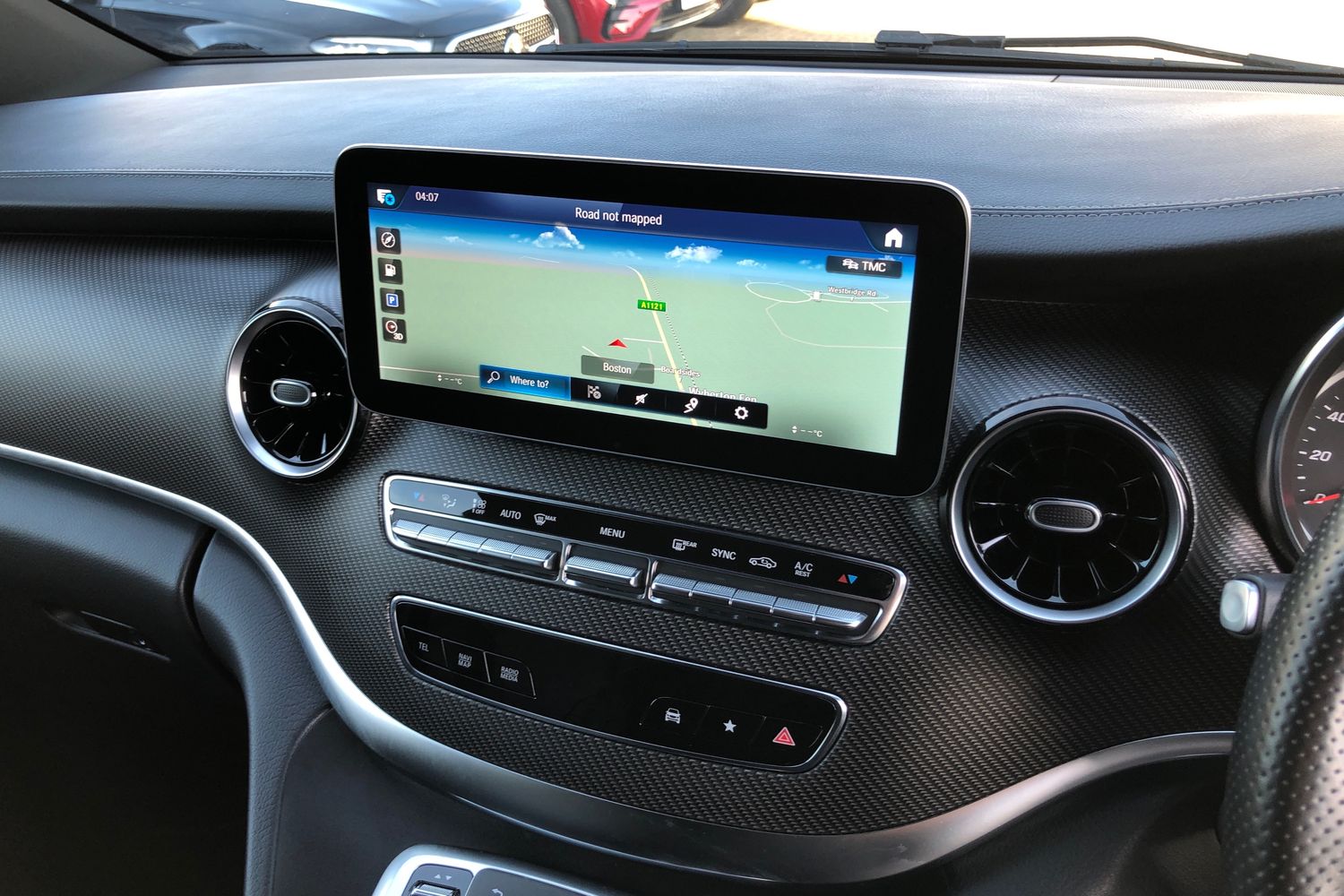 Used Mercedes-Benz V-Class 2024 for sale - 77739393: Photo 11