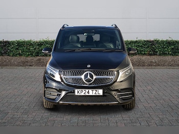 Used Mercedes-Benz V-Class 2024 for sale - 77739393: Photo