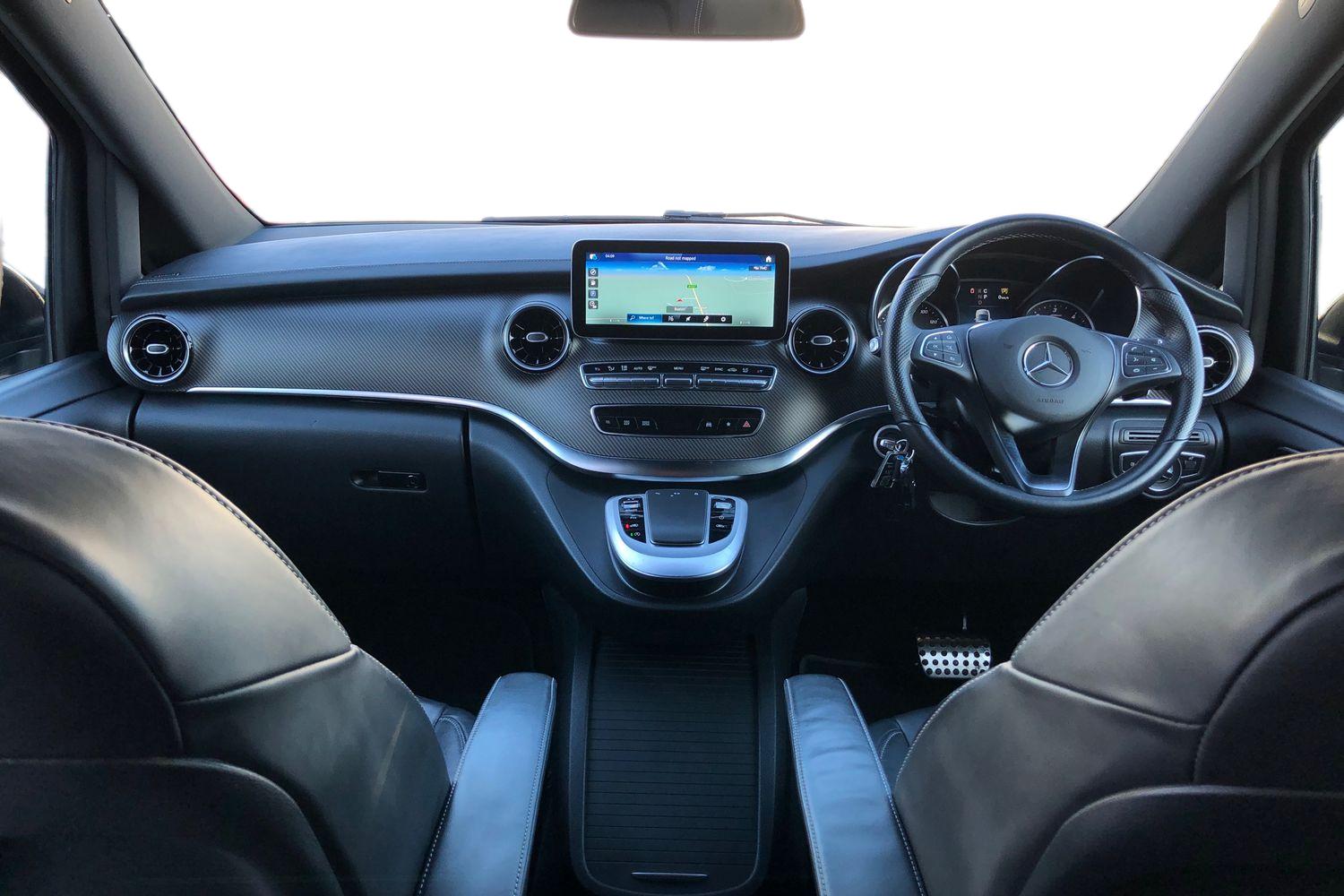 Used Mercedes-Benz V-Class 2024 for sale - 77739393: Photo 8