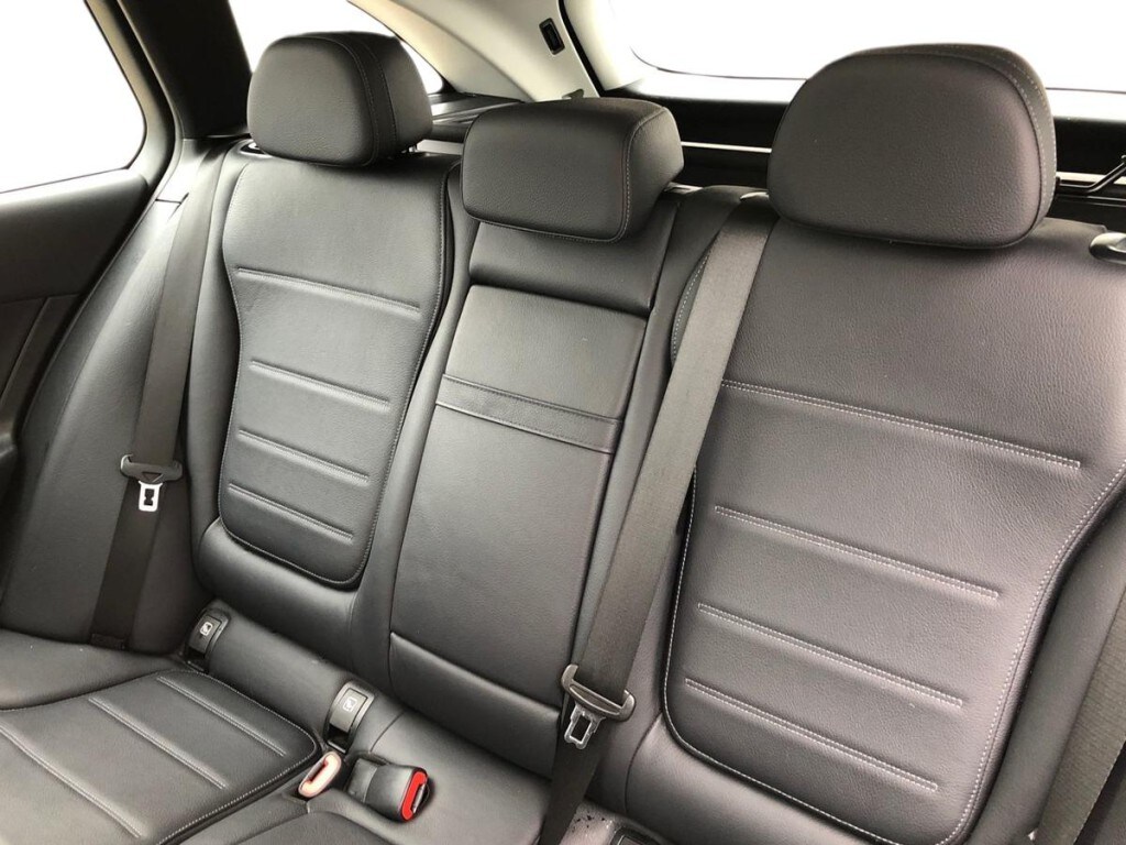 Used Mercedes-Benz C Class 2023 for sale - 76662310: Photo 9