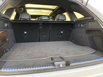 Used Mercedes-Benz GLC 2024 for sale - 77218225: Photo