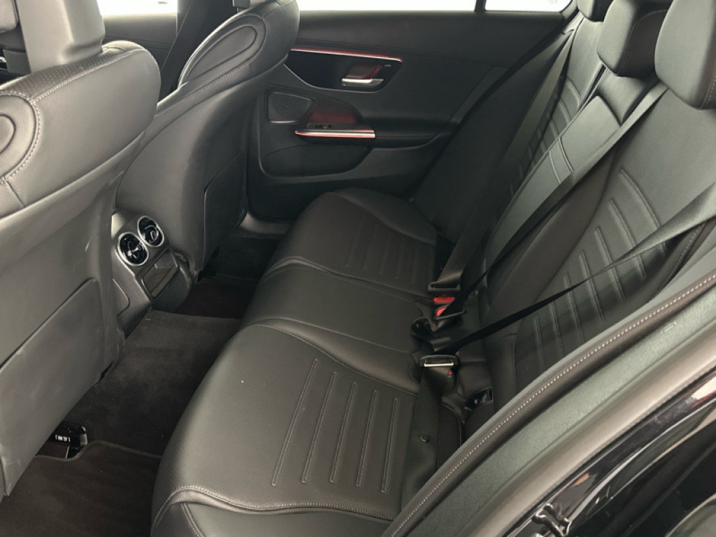 Used Mercedes-Benz C Class 2024 for sale - 76662288: Photo 8