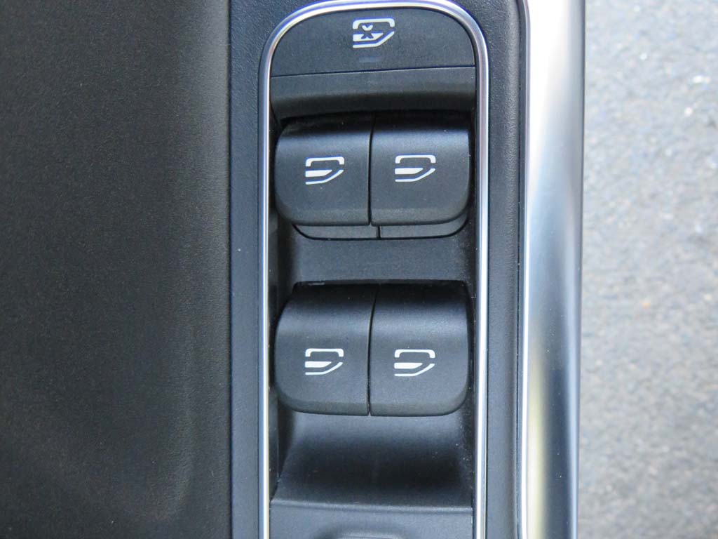 Used Mercedes-Benz GLA 2023 for sale - 76111391: Photo 20