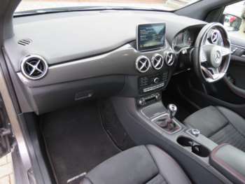 Used Mercedes-Benz B-Class 2017 for sale - 74800812: Photo