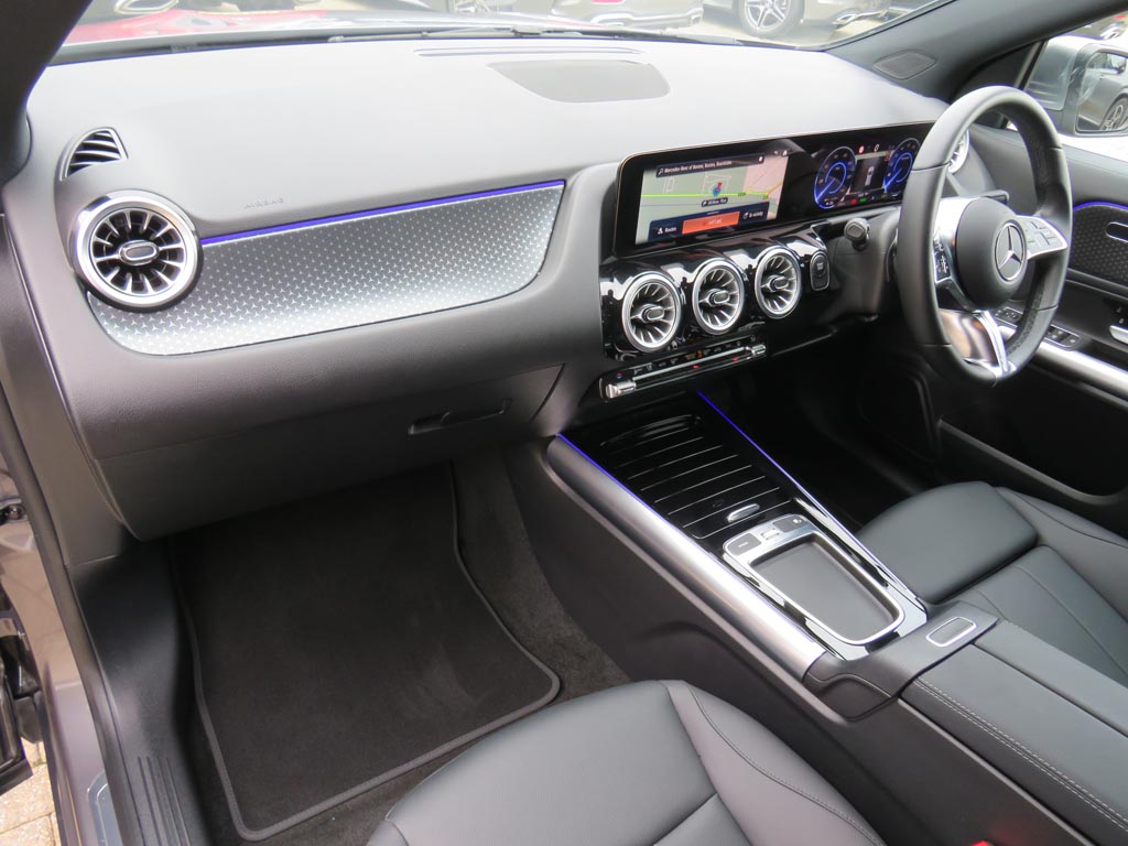 Used Mercedes-Benz EQA 2024 for sale - 76073815: Photo 3