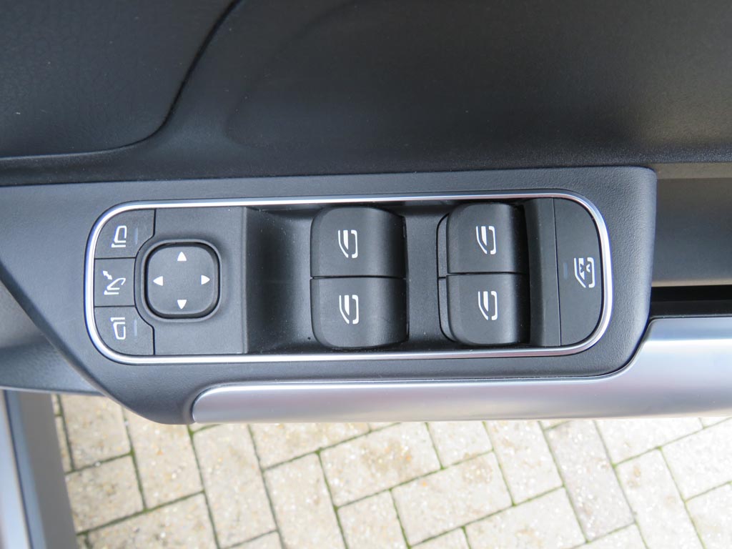 Used Mercedes-Benz EQA 2024 for sale - 76073815: Photo 46