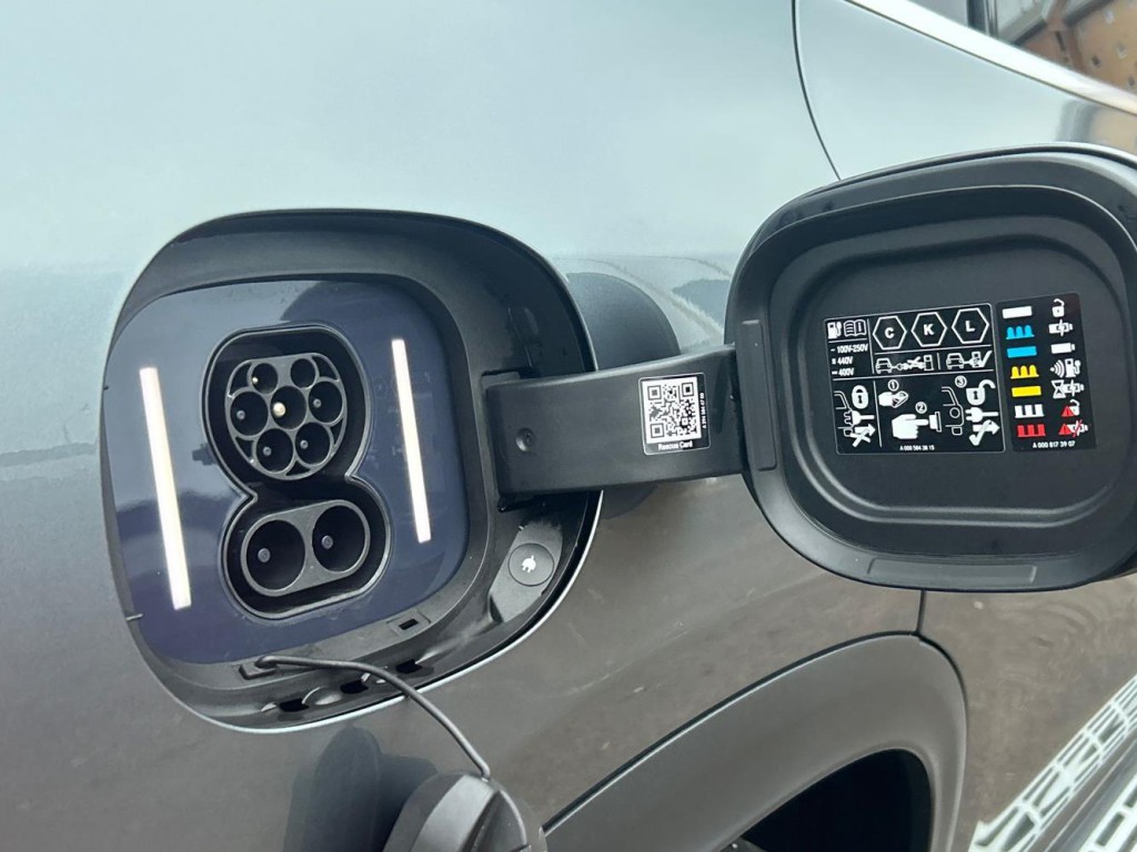 Used Mercedes-Benz EQA 2024 for sale - 76937293: Photo 28