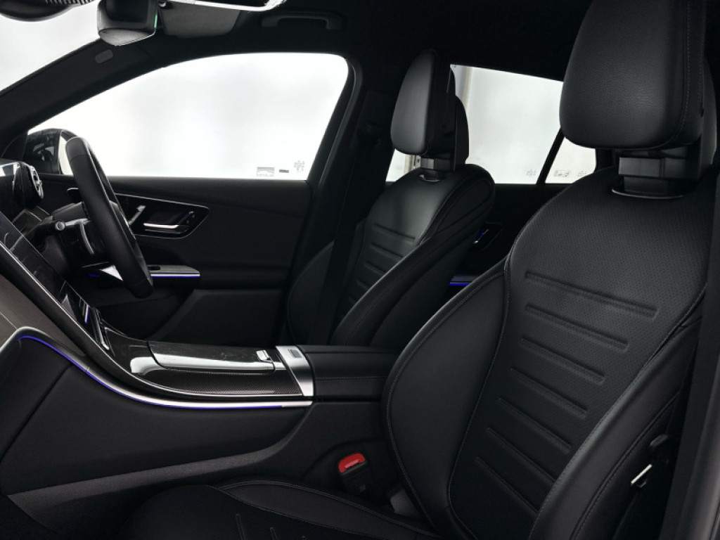 Used Mercedes-Benz GLC 2024 for sale - 76662331: Photo 3