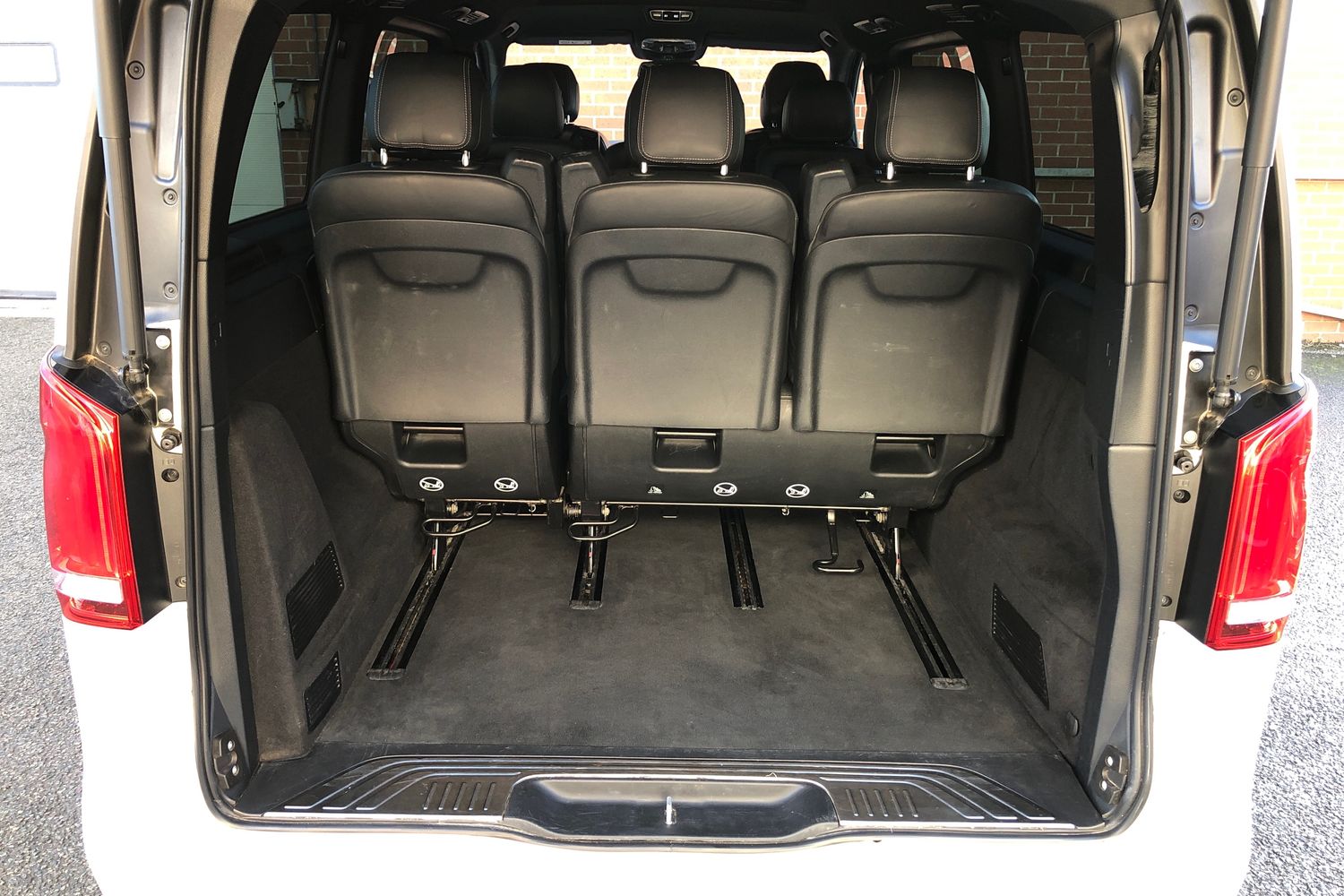 Used Mercedes-Benz V-Class 2023 for sale - 76800633: Photo 10