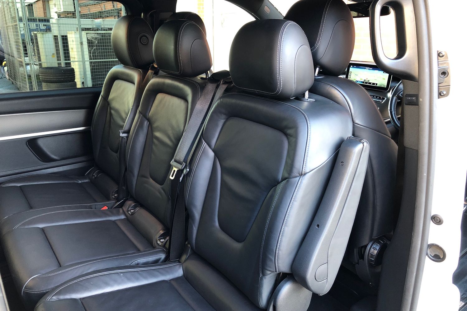 Used Mercedes-Benz V-Class 2023 for sale - 76800633: Photo 17