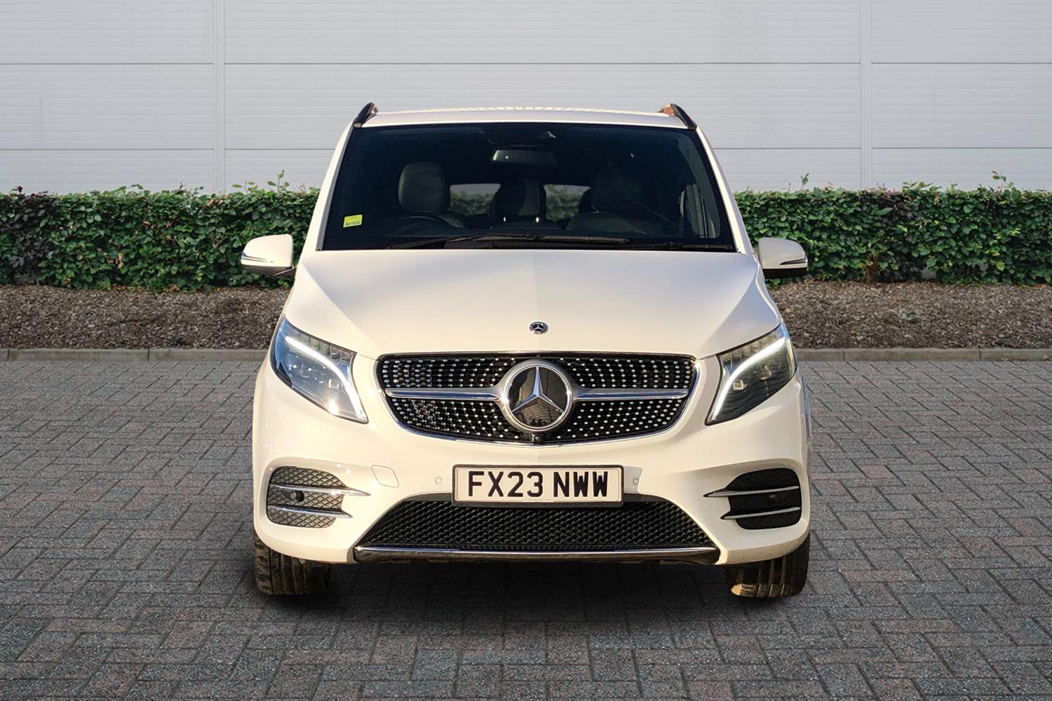 Used Mercedes-Benz V-Class 2023 for sale - 76800633: Photo 3