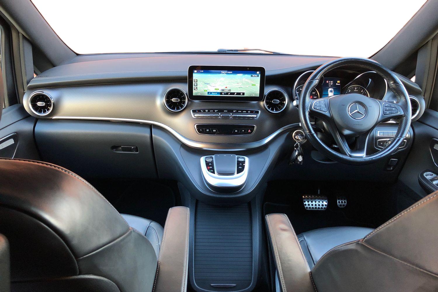 Used Mercedes-Benz V-Class 2023 for sale - 76800633: Photo 8