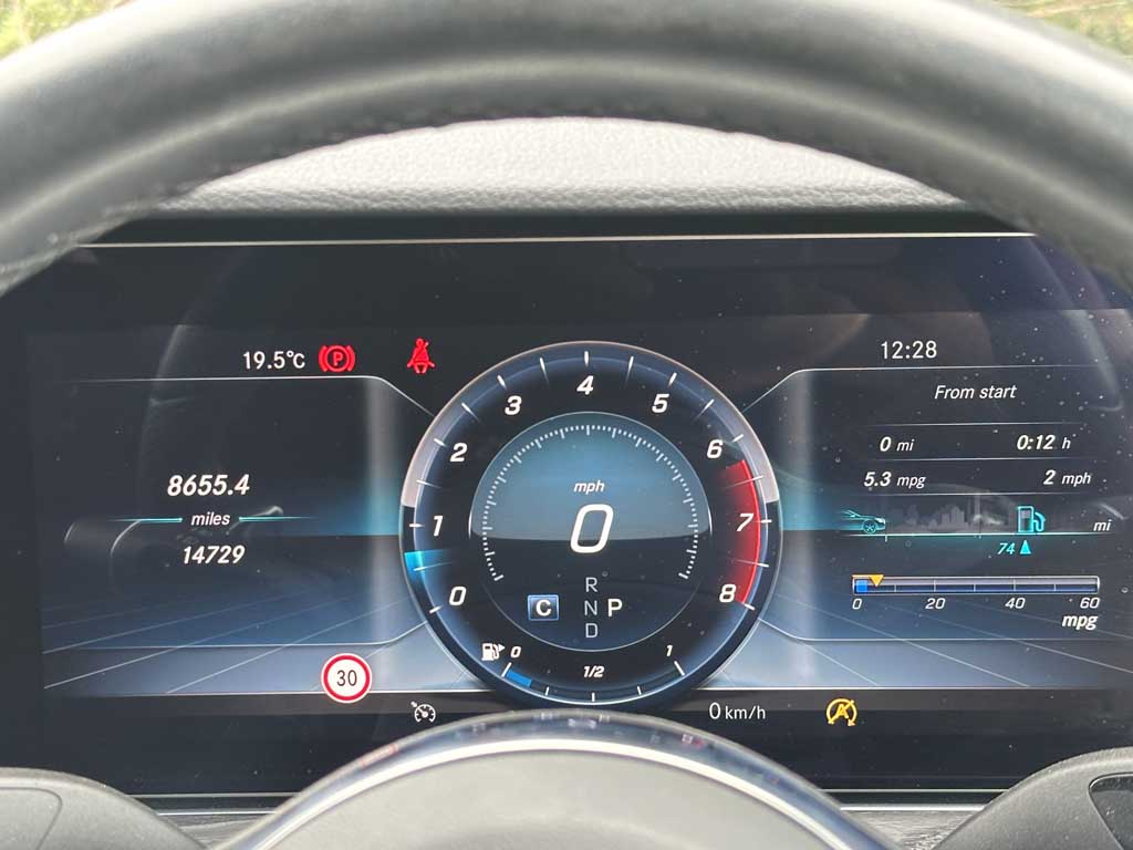 Used Mercedes-Benz E Class 2020 for sale - 77013370: Photo 6