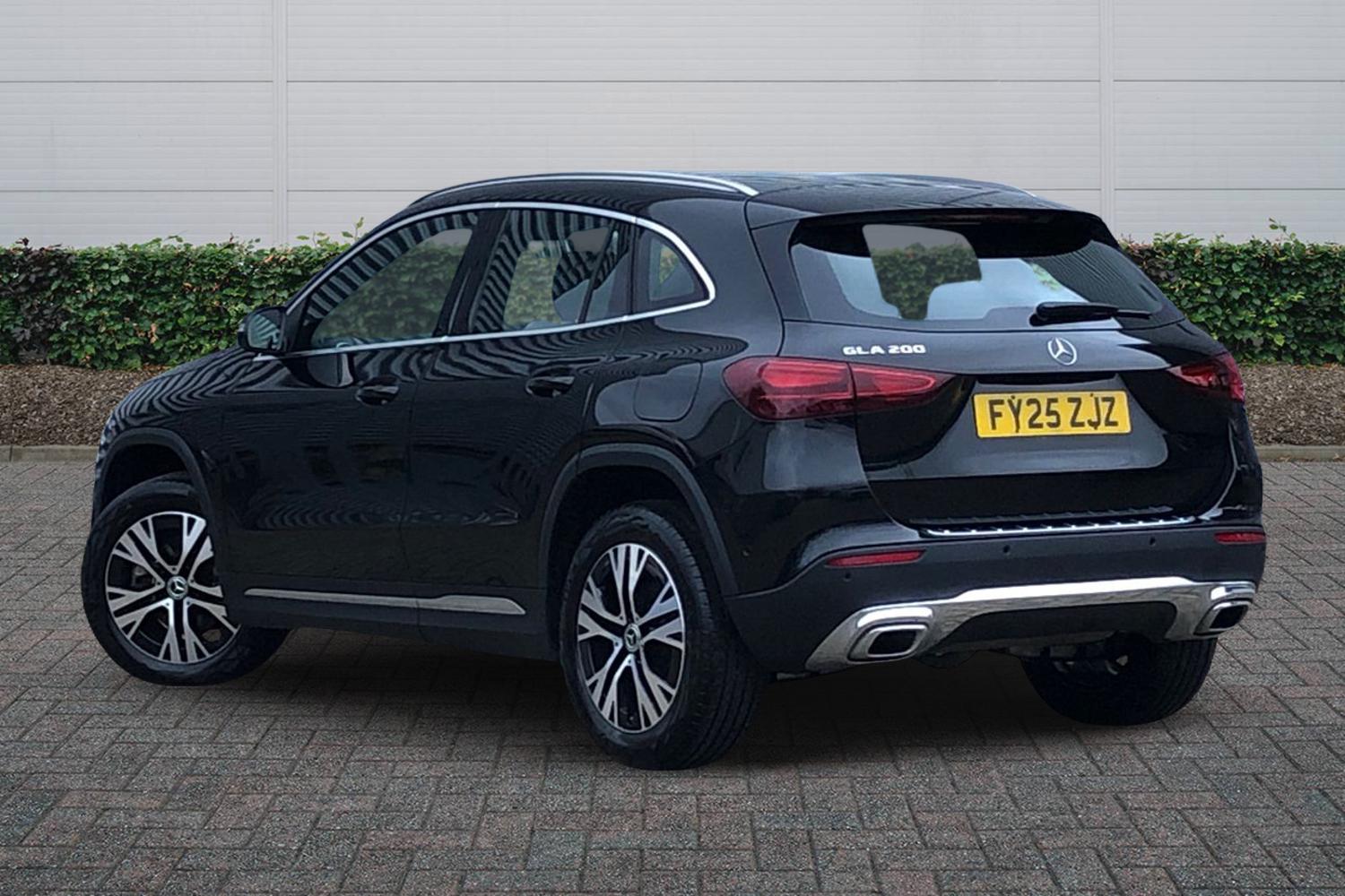 Used Mercedes-Benz GLA 2025 for sale - 77560496: Photo 2