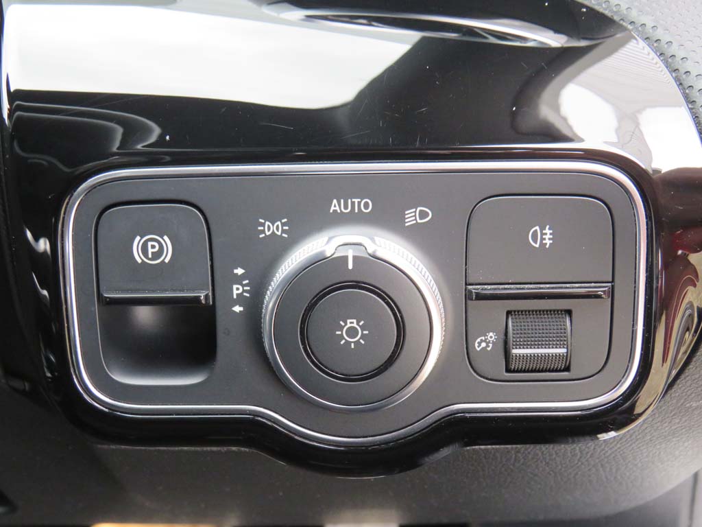 Used Mercedes-Benz A-Class 2021 for sale - 76692718: Photo 24
