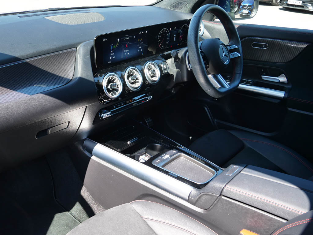 Used Mercedes-Benz GLA 2024 for sale - 76123902: Photo 5