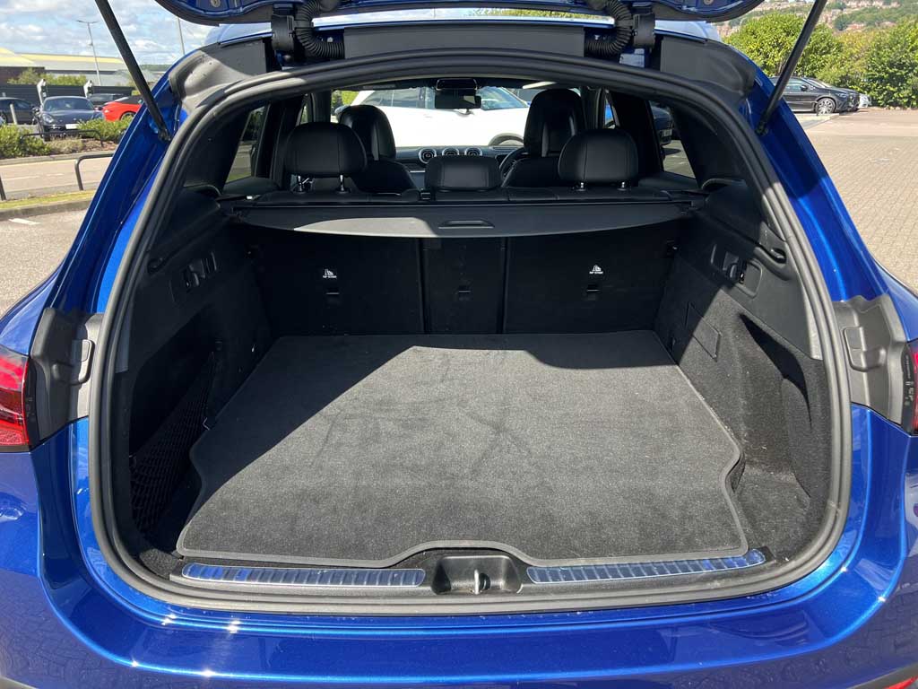 Used Mercedes-Benz GLC 2023 for sale - 77280567: Photo 9