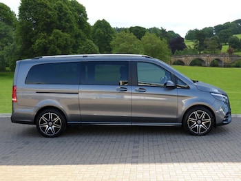 Used Mercedes-Benz V-Class 2023 for sale - 75340728: Photo