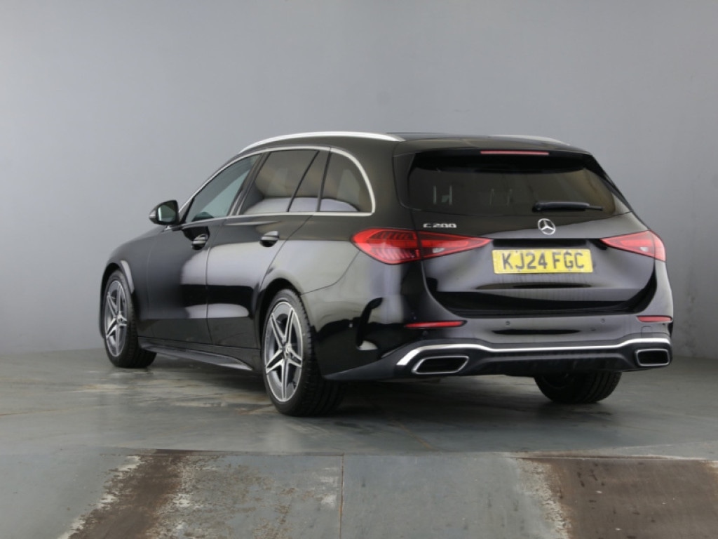 Used Mercedes-Benz C Class 2024 for sale - 76937316: Photo 2