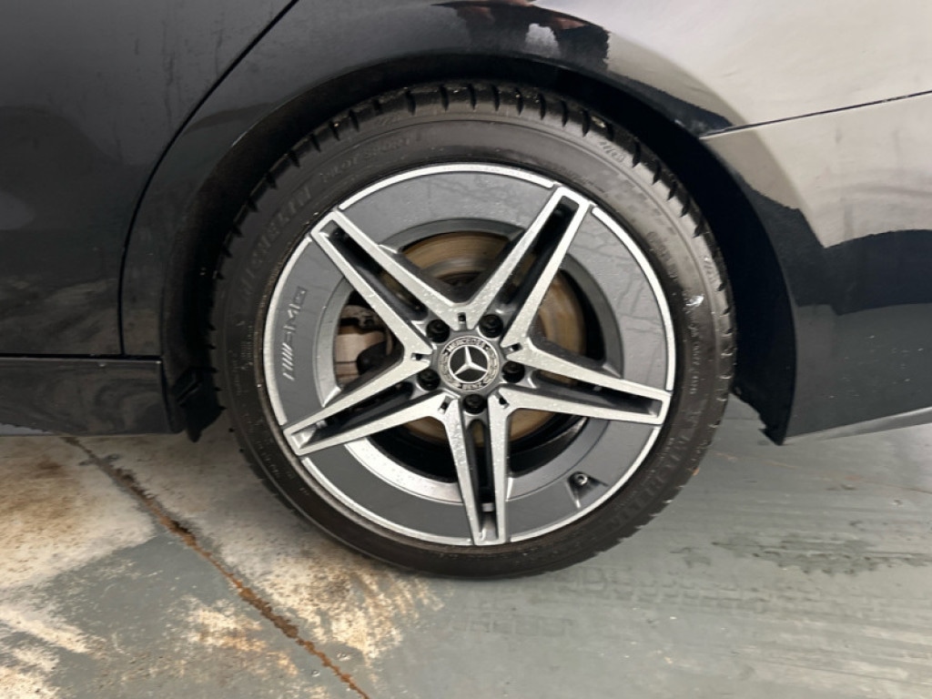 Used Mercedes-Benz C Class 2024 for sale - 76937316: Photo 6