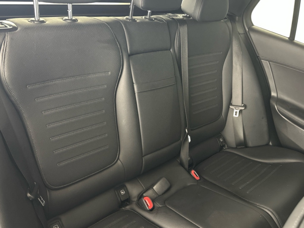 Used Mercedes-Benz C Class 2024 for sale - 76937316: Photo 8