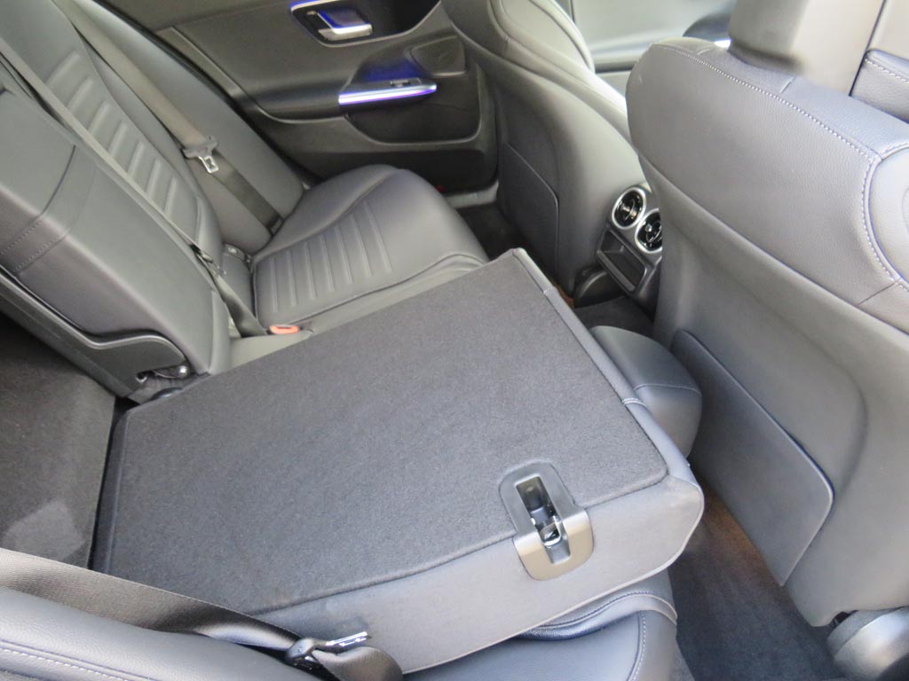 Used Mercedes-Benz C-Class 2024 for sale - 76073856: Photo 16